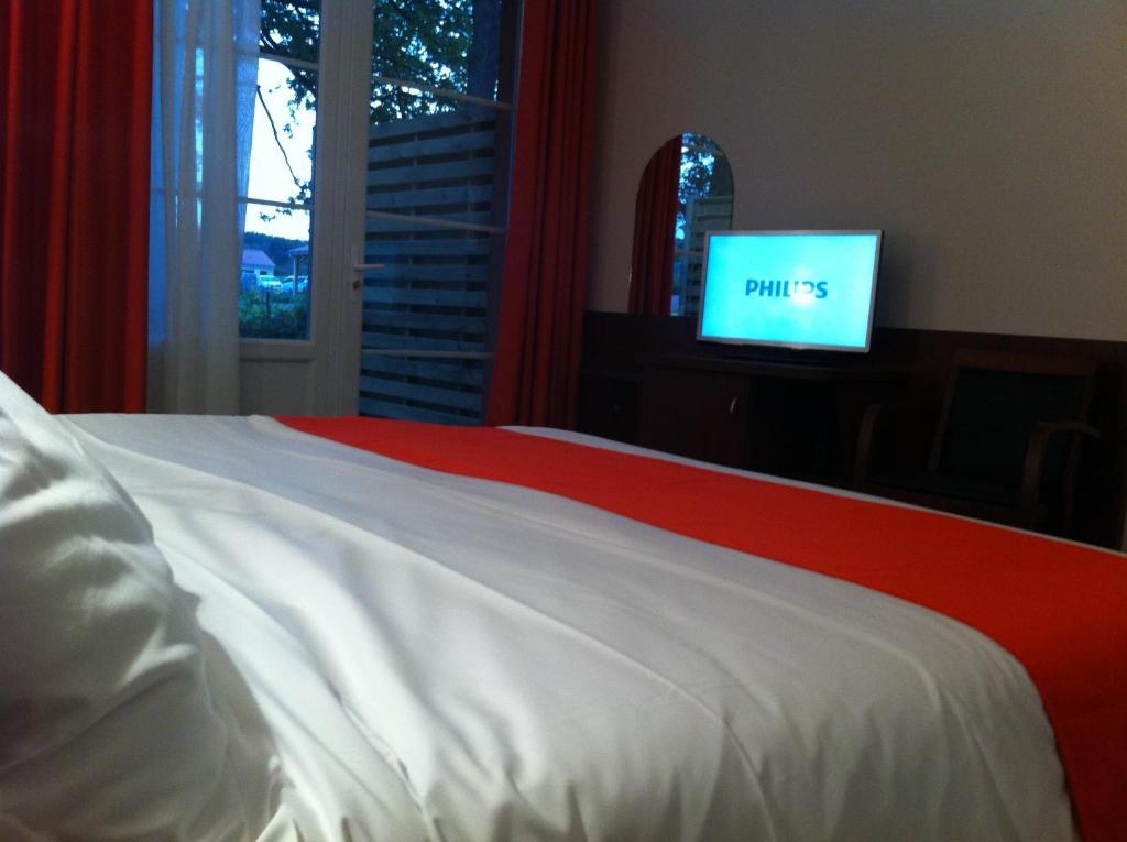 Hostellerie Del Matin Calme Montverdun 객실 사진